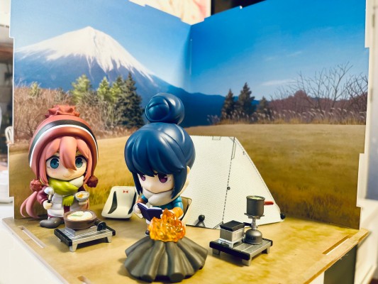 白箱 安原絵麻