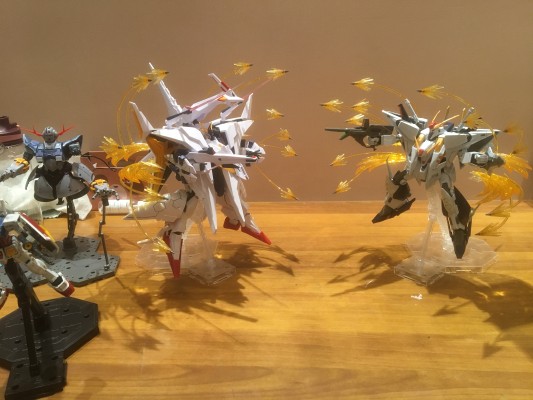 HGUC 1/144  Ξ高达VS佩涅罗培 浮游导弹特效套装