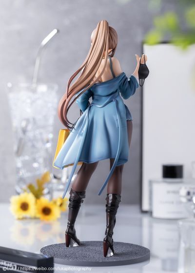 虾米大模王 虾米四周年纪念手办「初次见面」蓝调ver.