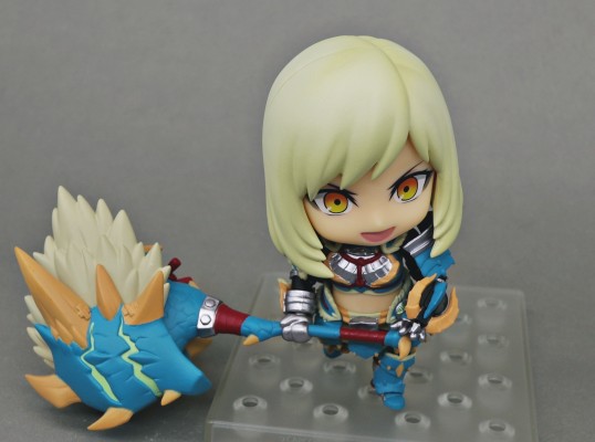 粘土人 #1407-DX 怪物猎人世界：冰原 女猎人 雷狼龙阿尔法 Ver. DX