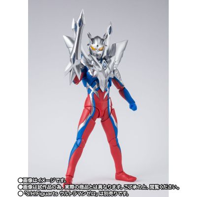 S.H.Figuarts  终极赛罗闪耀型