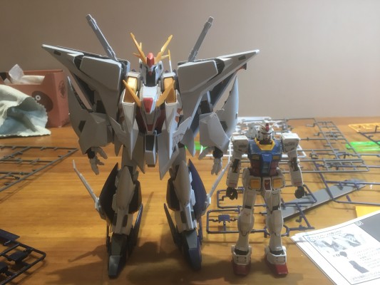 HGUC 1/144  Ξ高达VS佩涅罗培 浮游导弹特效套装