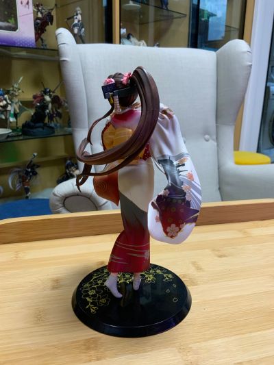 舰队Collection-舰娘- 大和 装扮舰娘和装备的妖精桑