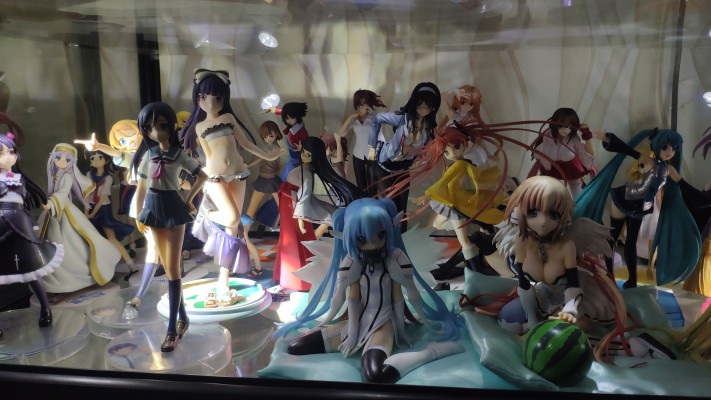 4-Leaves 天降之物f 尼姆芙