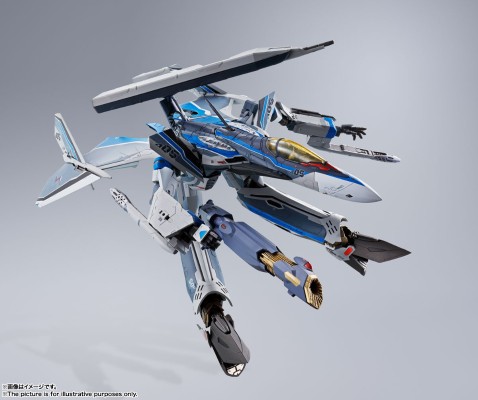 DX超合金 剧场版 超时空要塞DELTA 绝对LIVE VF-31AX 卡伊洛斯 进阶型（疾风专用机）