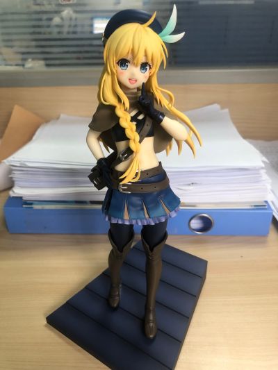 KD colle 为美好的世界献上爆焰！贝尔泽古·斯黛莉休·索德·爱丽丝 原作版 盗贼团 Ver.