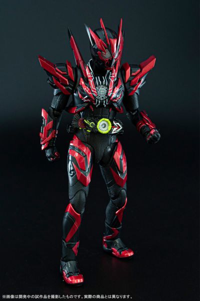 S.H.Figuarts 剧场版 假面骑士零一 真实×时间 假面骑士零一 地狱飞升蝗虫