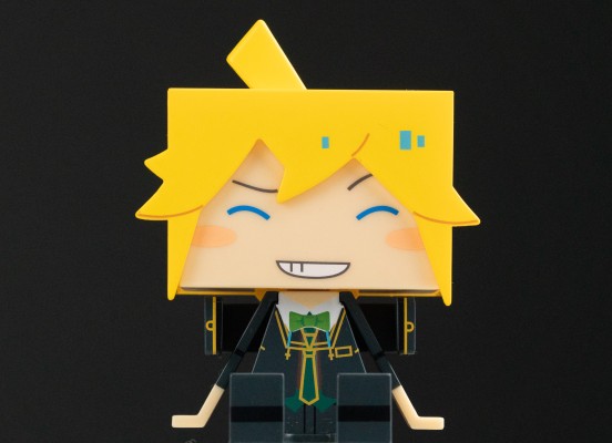 グラフィグ++ VOCALOID 镜音レン リモコン 