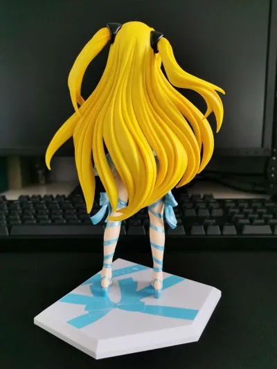 金色暗影