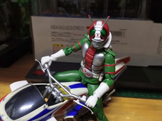 S.H. Figuarts 飓风号 『假面骑士V3』