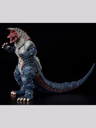 S.H.Figuarts  哥尔赞