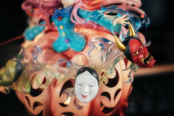 东方Project “表情丰富的扑克脸” 秦心