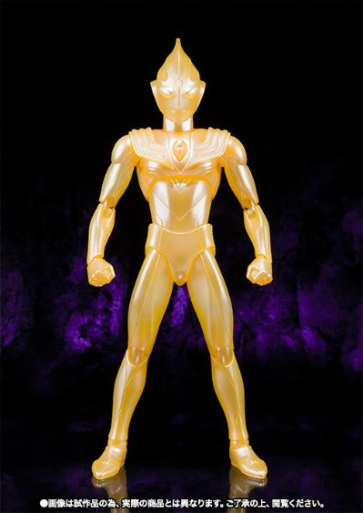 ULTRA-ACT 迪迦奥特曼 最终决战 闪耀迪迦 与 卡蜜拉 套装