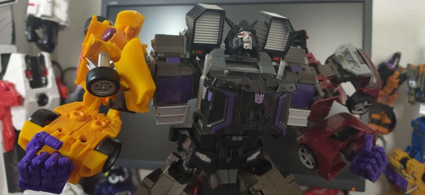 变形金刚 ユ骑士战士ズ UW02 メナゾール