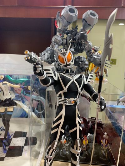 仿真可动英雄 No.525 RAH DX 假面骑士555 假面骑士德尔塔