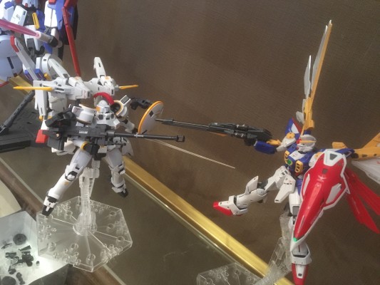 RG 1/144 飞翼高达