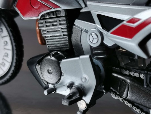 S.H.Figuarts 假面骑士555 假面骑士555 20假面骑士踢/平成二十骑士纪念版