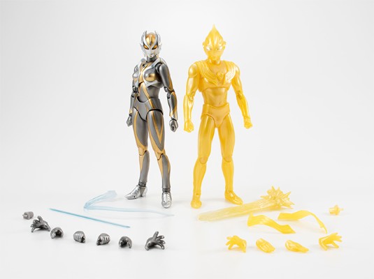 ULTRA-ACT 迪迦奥特曼 最终决战 闪耀迪迦 与 卡蜜拉 套装
