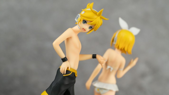 S-style VOCALOID 镜音连 泳装Ver.