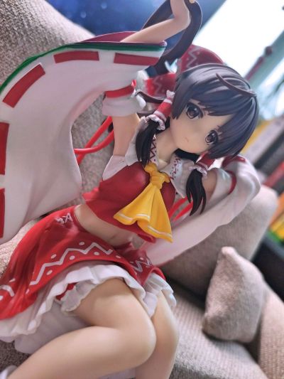 压泡面 东方Project 博丽灵梦