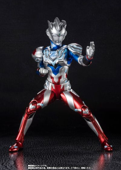 S.H.Figuarts   泽塔奥特曼 阿尔法装甲 特别配色版