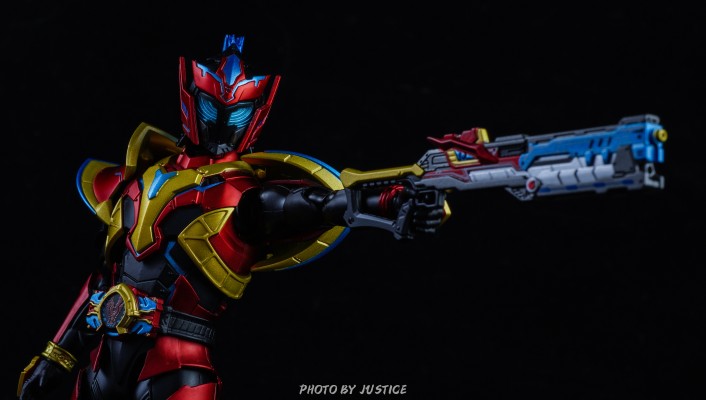 铠甲勇士形刻系列第一作    马帅