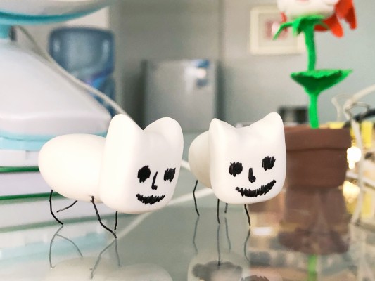 定做的猫好好和金鱼草