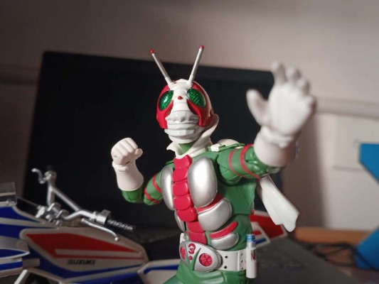 S.H. Figuarts 飓风号 『假面骑士V3』