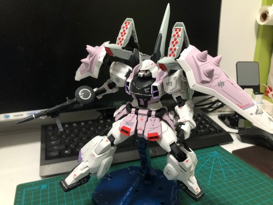 MG 1/100  机动战士高达SEED DESTINY ZGMF-1001/M 幻影型扎古·焰 (雷・札・巴雷尔专用机)