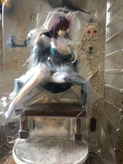 已经脱掉浴衣了