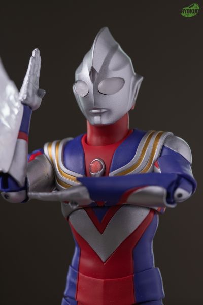 S.H.Figuarts(真骨雕制法)   迪迦奥特曼 复合型