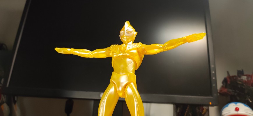 ULTRA-ACT 迪迦奥特曼 最终决战 闪耀迪迦 与 卡蜜拉 套装