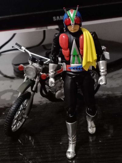 S.H.Figuarts 骑士人机械