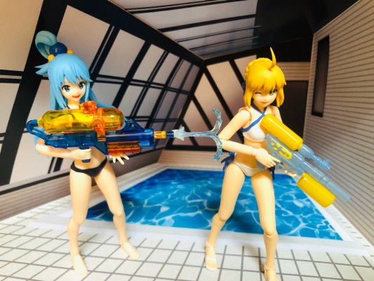 figma EX-056 为美好的世界献上祝福！2 惠惠 泳装ver.