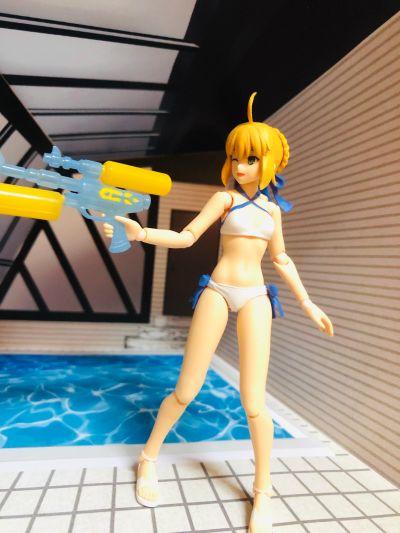 figma EX-056 为美好的世界献上祝福！2 惠惠 泳装ver.