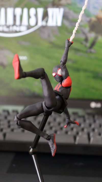 SV-Action 蜘蛛侠：平行宇宙 蜘蛛侠 (迈尔斯·莫拉莱斯)