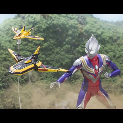 S.H.Figuarts  胜利飞燕一号与胜利飞燕二号