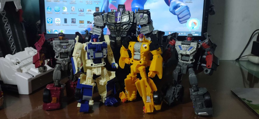 变形金刚 ユ骑士战士ズ UW02 メナゾール