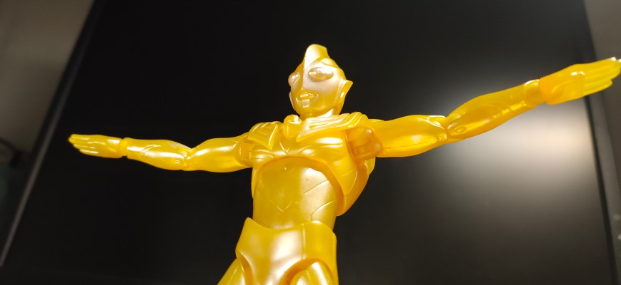 ULTRA-ACT 迪迦奥特曼 最终决战 闪耀迪迦 与 卡蜜拉 套装