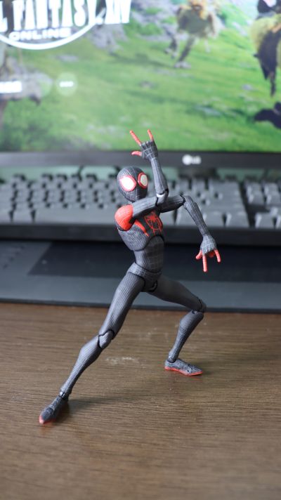 SV-Action 蜘蛛侠：平行宇宙 蜘蛛侠 (迈尔斯·莫拉莱斯)