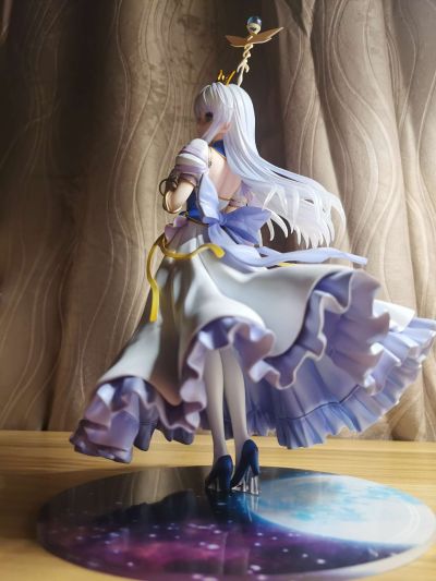 夜明前的琉璃色 菲娜・法姆・阿修莱特 皇家礼服版