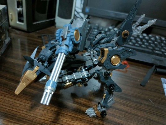 HMM系列 索斯机兽 RZ-046 高速影狐 标识增强版