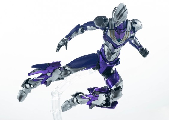 Figure-rise Standard 机动奥特曼：奥特曼装甲 新异时空 奥特曼装甲 迪迦 空中型 -出击-