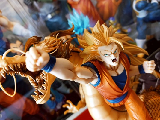 FiguartsZERO 龙珠Z 龙拳爆发!! 悟空舍我其谁 孙悟空 超级赛亚人3 龙拳爆发