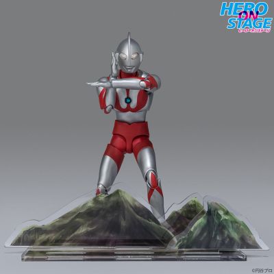 HERO ON STAGE / 英雄的世界 宇宙英雄奥特曼