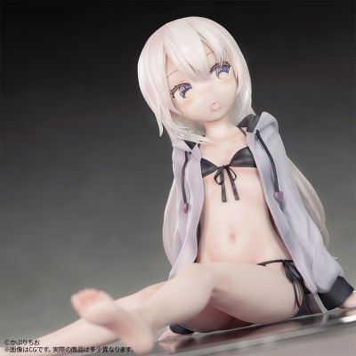 连帽衫少女
