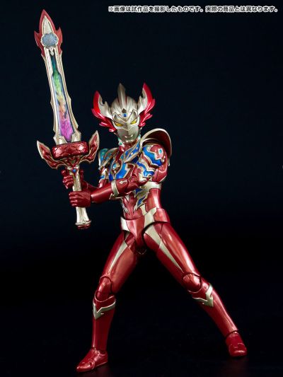 S.H.Figuarts  奥特银河格斗 巨大阴谋  泰迦奥特曼 彩虹三重斯特利姆形态