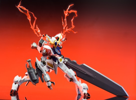 METAL ROBOT魂 ＜SIDE MS＞机动战士高达 铁血的奥尔芬斯 ASW-G-08 巴巴托斯高达天狼座·帝王形态