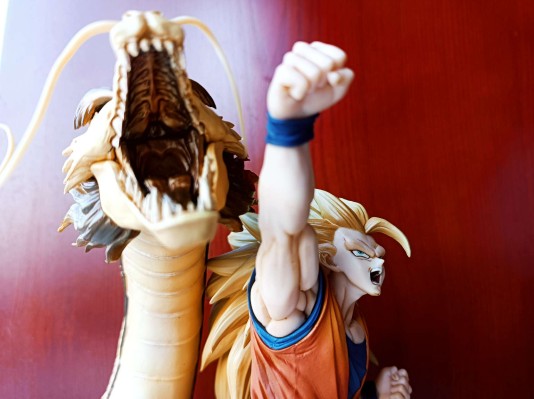 FiguartsZERO 龙珠Z 龙拳爆发!! 悟空舍我其谁 孙悟空 超级赛亚人3 龙拳爆发