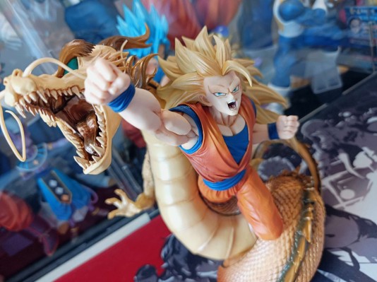 FiguartsZERO 龙珠Z 龙拳爆发!! 悟空舍我其谁 孙悟空 超级赛亚人3 龙拳爆发